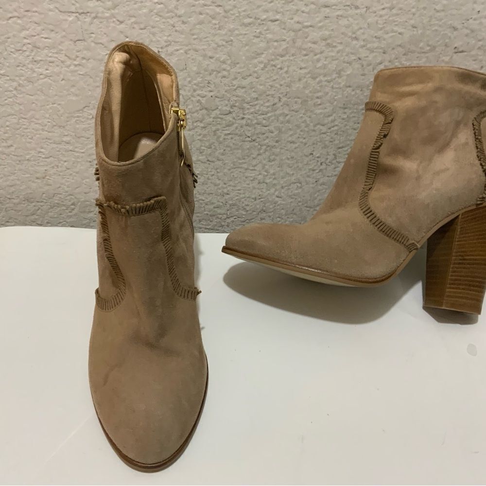 New Dee Keller Tan Suede Mini Fringe Details Ankle Boots Side Zip US 9 EU 39